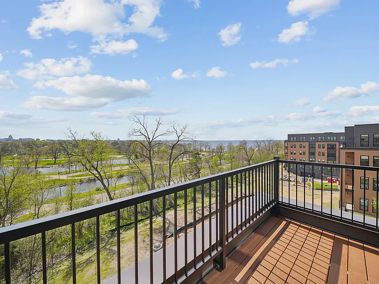 1620 Lock Ln — Photo 12
