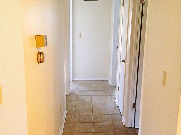 5th image of 1205 E Franklin Ave