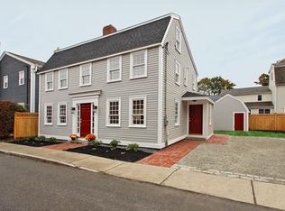 5 Salem St, Newburyport, MA 01950