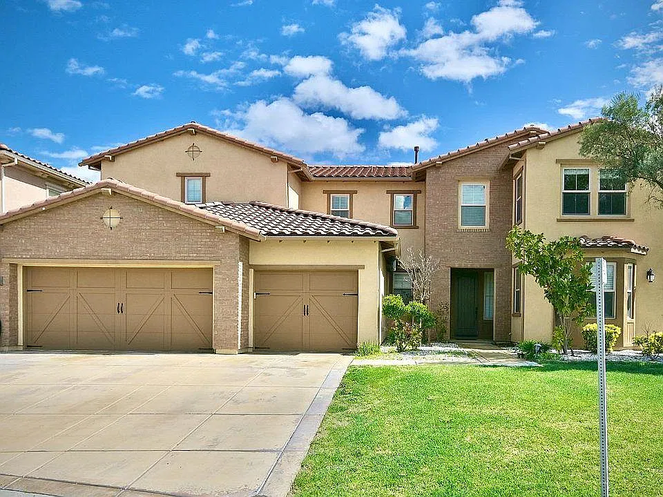 1276 Como Dr