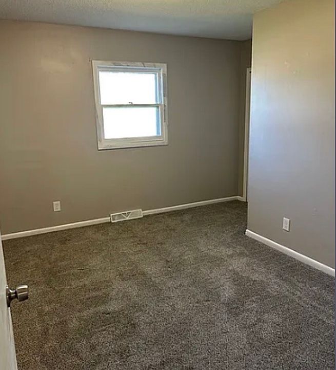 2nd image of 2353 Nebraska St APT 6