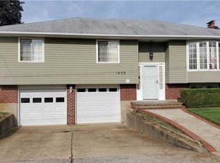 1458 Pea Pond Rd, North Bellmore, NY 11710