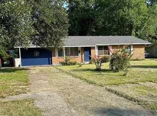 2562 N Day Dr, Baker, LA 70714