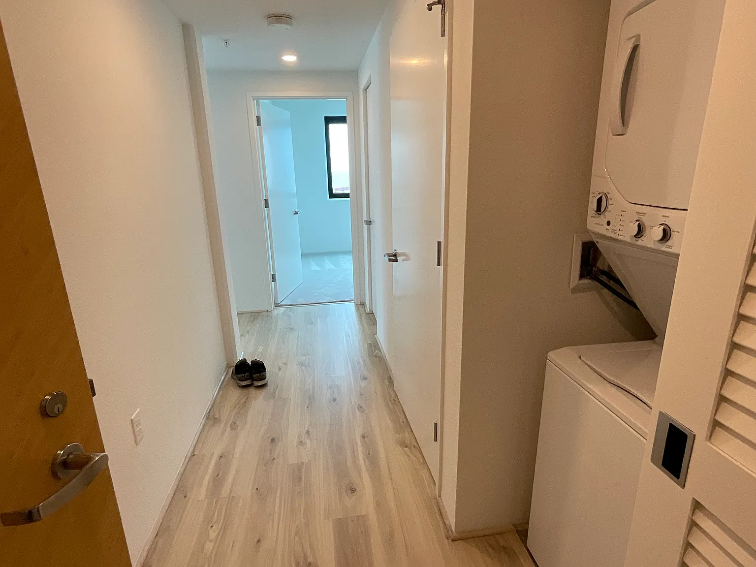 2 bed, 765 sqft, $3,500 — Photo 4