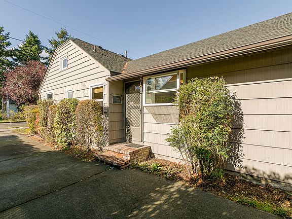 Outside (no driveway)