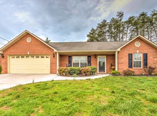 6613 Carina Ln, Corryton, TN 37721