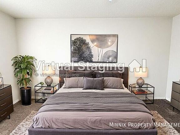 4th image of 2713 109th St
