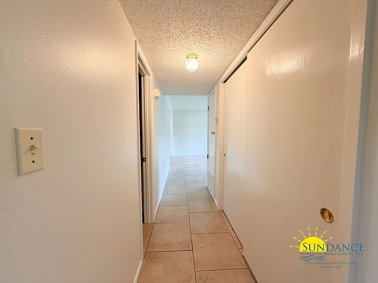 11 Oak Ln — Photo 11