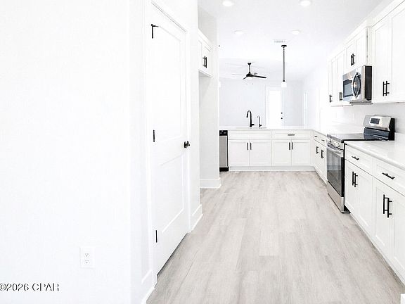 3rd image of 5117 Salvation St