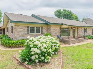 102 SE 2nd St, Tuttle, OK 73089