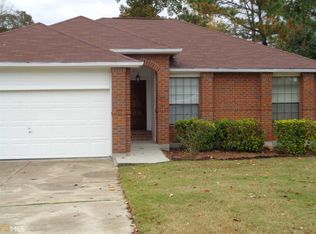 540 N Shore Rd, Lithonia, GA 30058