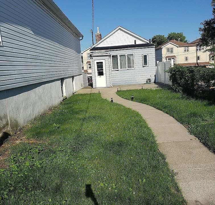 1st image of 20 Orlando St
