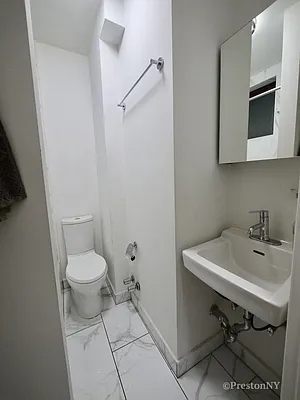 Rented by JM Preston Properties LLC | media 32