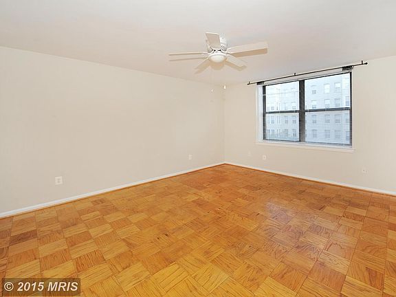 Living Room/Dining Room Combination