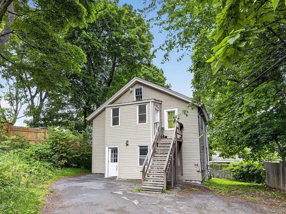1st image of 13 Saint Lukes Place