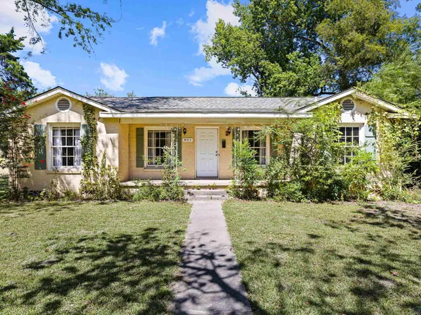 801 Emmons St, Kilgore, TX 75662
