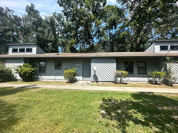 2nd image of 1604 Iola Dr
