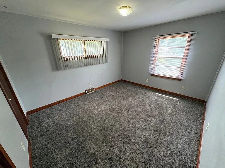 5300 W Zeamer St — Photo 14