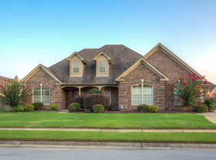 3717 Legacy Village Dr, Benton, AR 72015