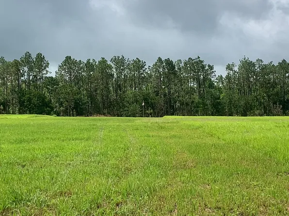 3813 Brooke Lakes Dr, Fort Meade, FL 33841