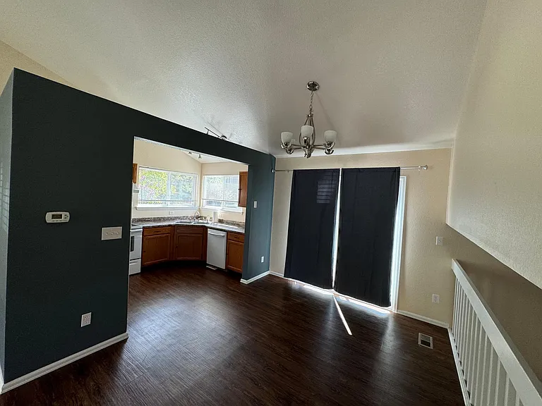 11483 Knox Ct — Photo 9