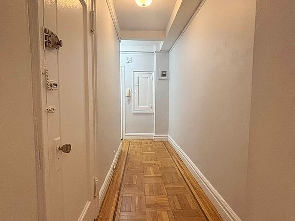 4th image of 133 W 71st St APT 3A