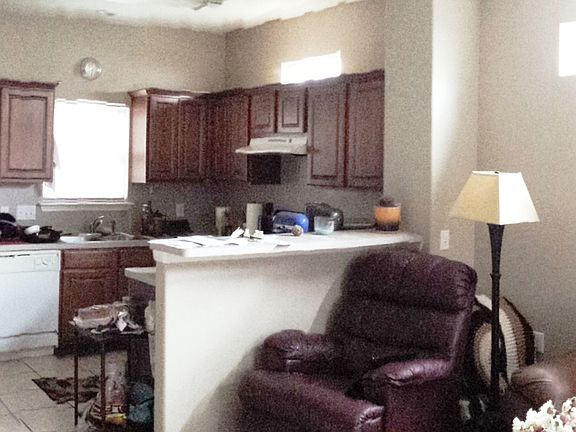 PANO LIVING AND KITCHEN