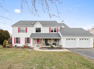 1505 Grovenor Ct, West Chester, PA 19380