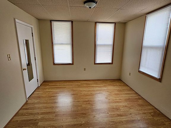 3rd image of 409 George St #A