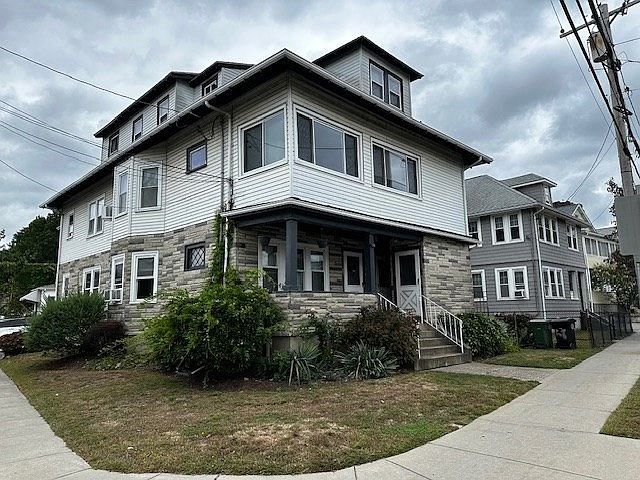1st image of 26-28 Waverley Ave #1