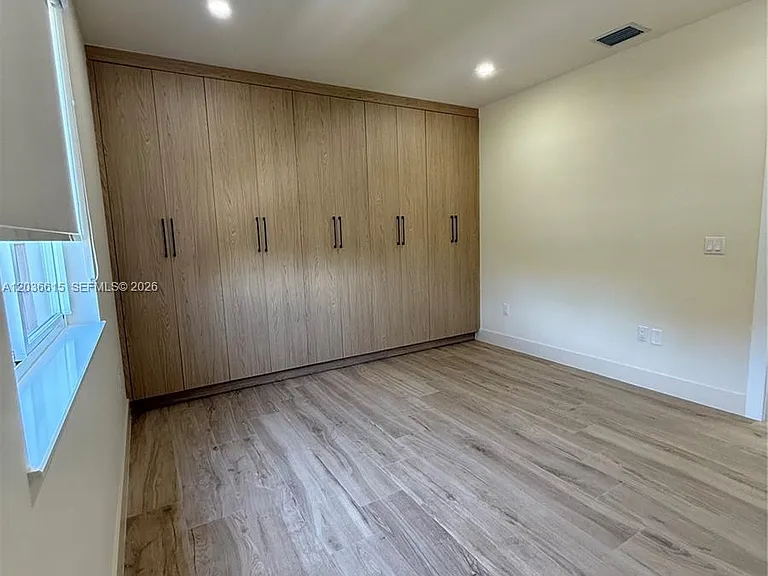 3326 Elizabeth St — Photo 41