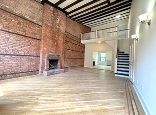 331 W 18th St #3, New York, NY 10011