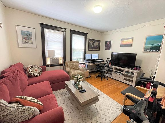 3rd image of 40A Linden Ave #A
