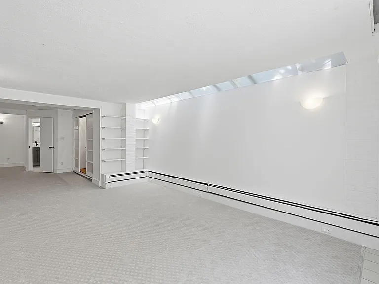 4432 Q St NW — Photo 23
