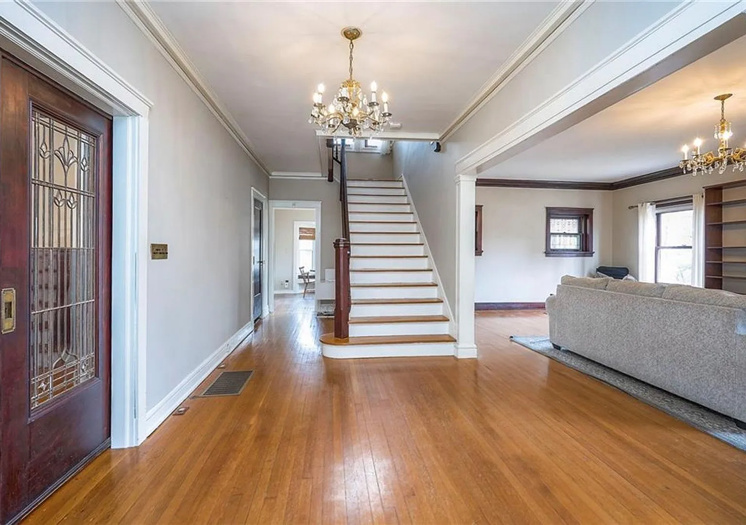 Historic Mid-Town Home with Room to Roam! — Photo 3