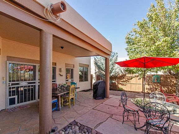 5th image of 869 Whispering Oak Dr
