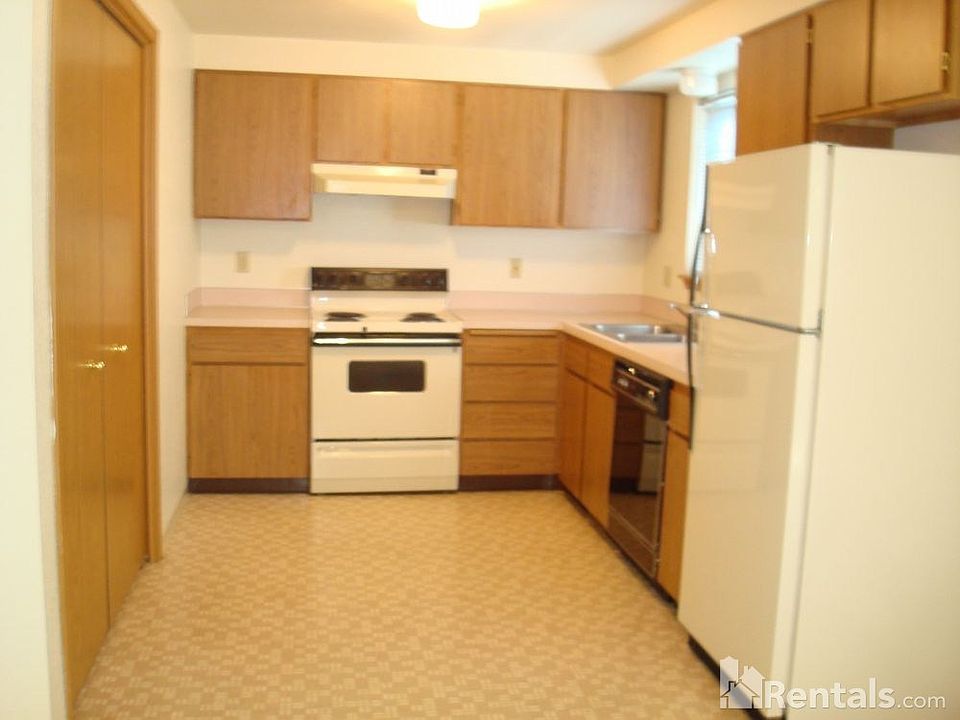 2nd image of 3606 Rose Hill St APT 201