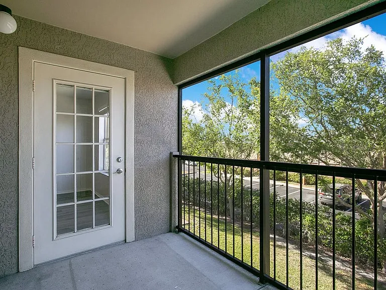 Fountain Place Apartments | 1 & 2 Bedroom Apartments Available-Offering May Rent Free — Photo 22