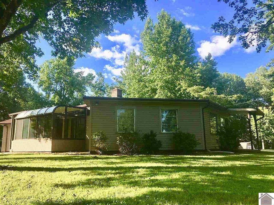 1st image of 275 Horseshoe Dr