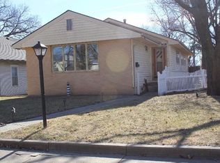 522 Lane St, Clay Center, KS 67432