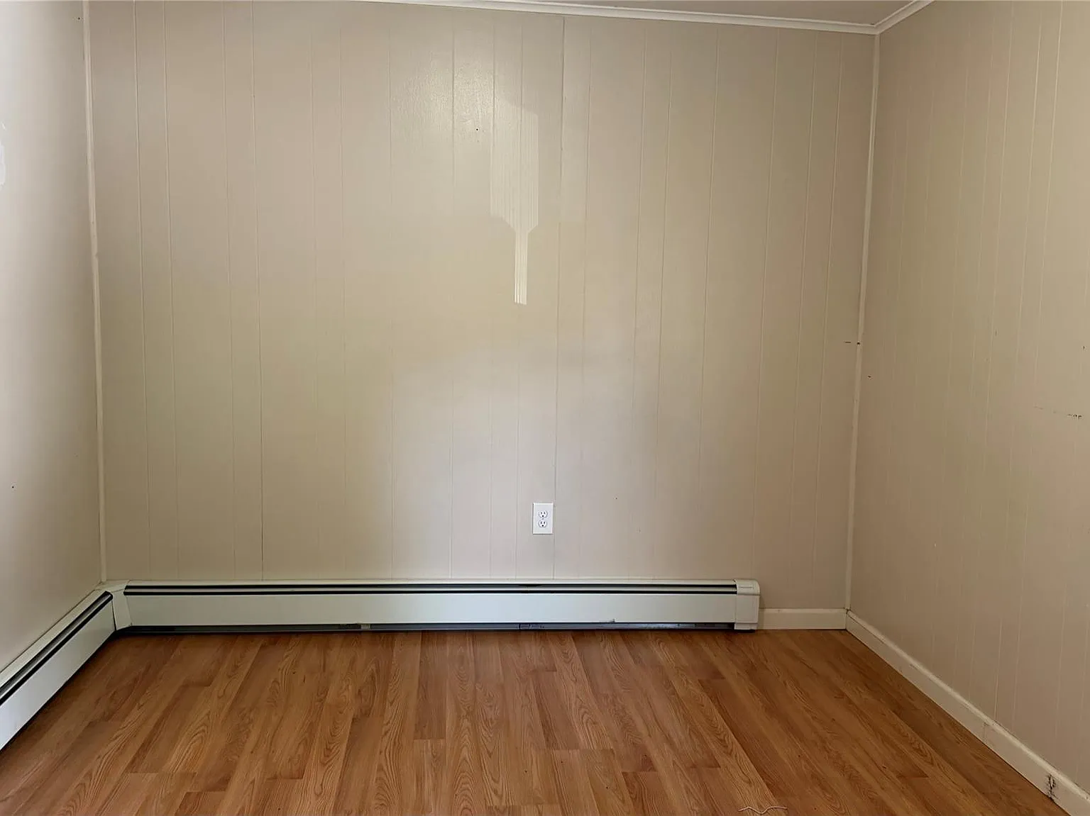 2 bed, 1.0 bath, 1200 sqft, $1,900 — Photo 4