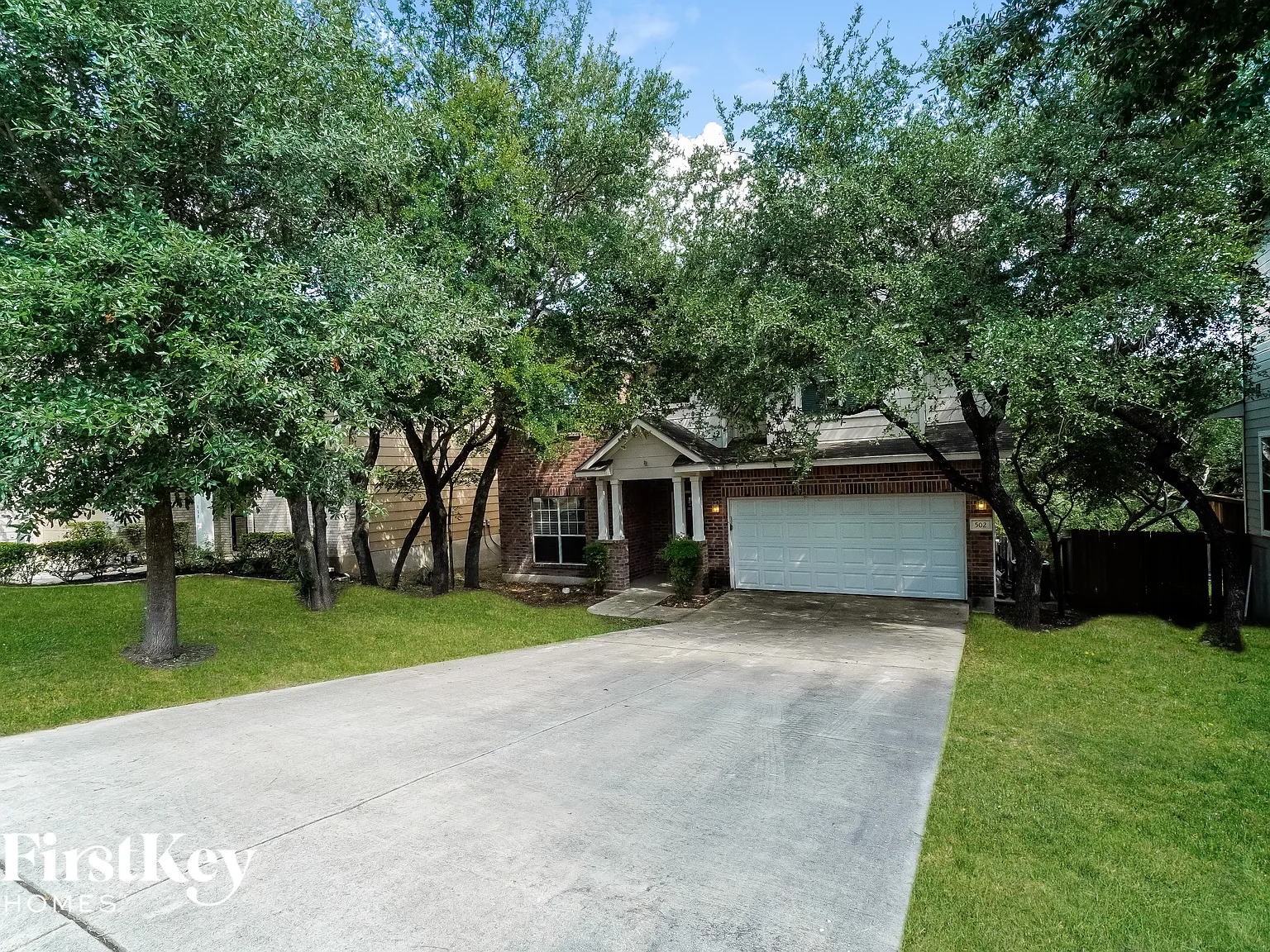 4 bed, 2.5 bath, 2670 sqft, $2,155 — Photo 2