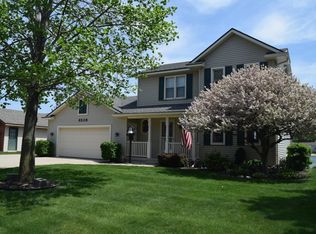 8536 Corsica Dr, Jenison, MI 49428