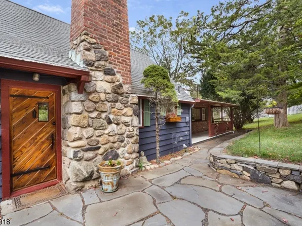 20 Woodlawn Rd, Sparta Twp., NJ 07871