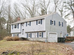 15 Cooper Rd, Northbridge, MA 01534
