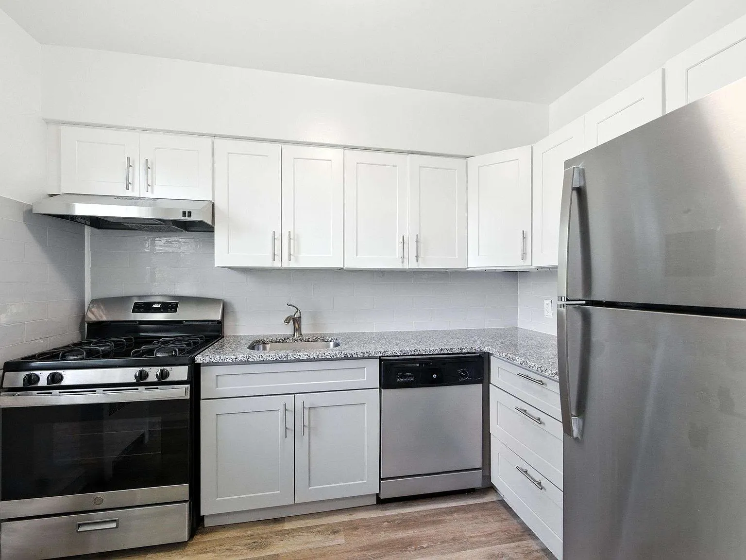 Jenkintown Gardens Apartments — Photo 2