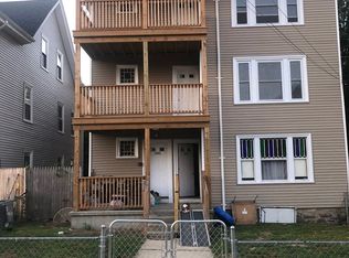 392 Carrington Ave, Woonsocket, RI 02895