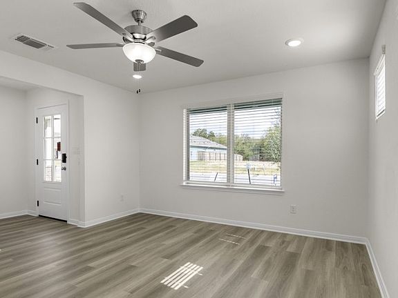 6_LivingRoom3