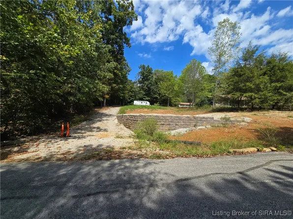  Lake View Drive, Elizabeth, IN 47117