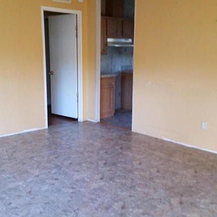 4th image of 215 Trisail Ave